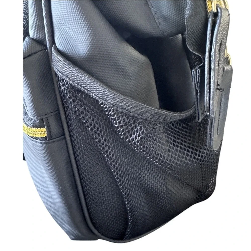 Kyreen Cooler Lunch Bag Unisex‎ OS Black Nylon Crossbody Top Handle Gold Zip